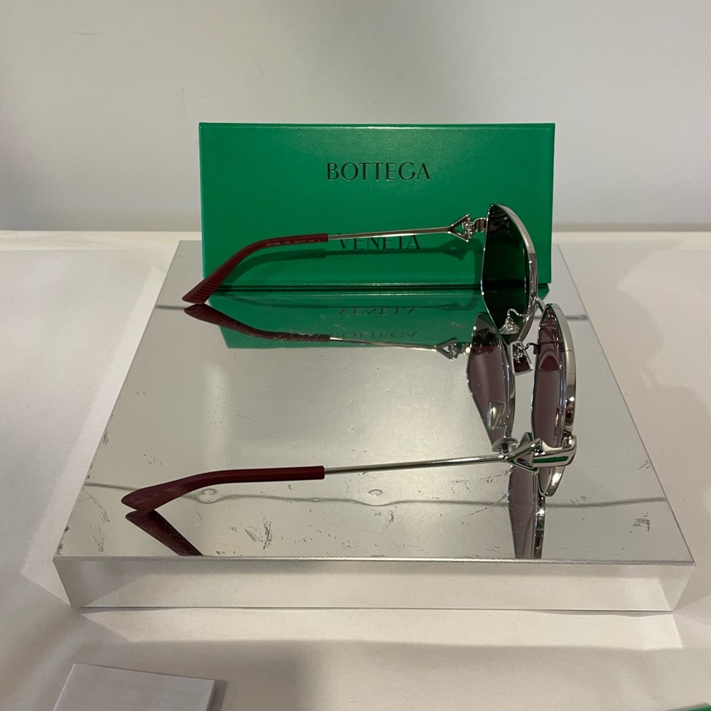 BOTTEGA VENETA BV1199S-003 WOMEN'S SUNGLASSES - Picture 4 of 9